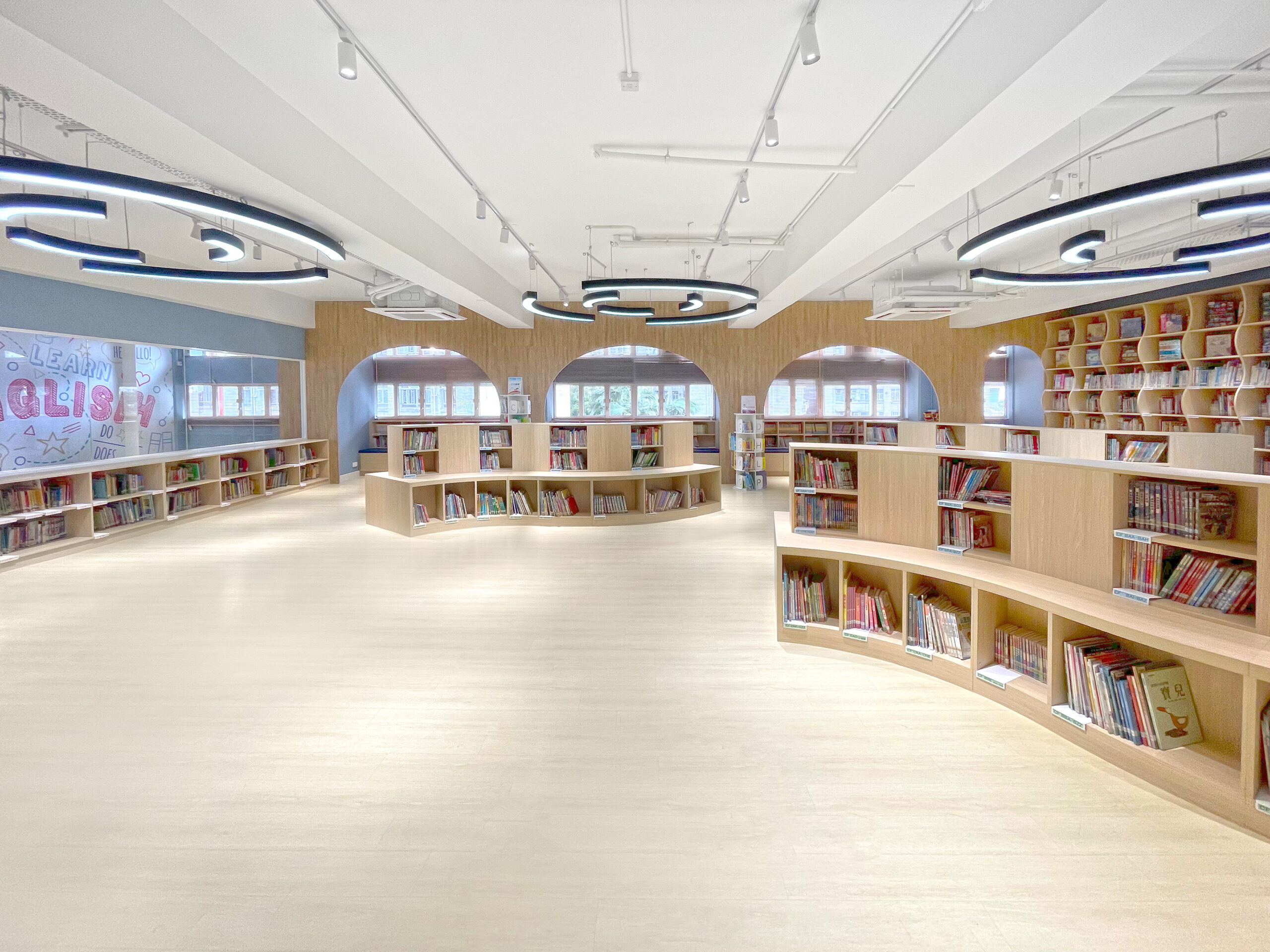 仁濟醫院羅陳楚思小學 圖書館1