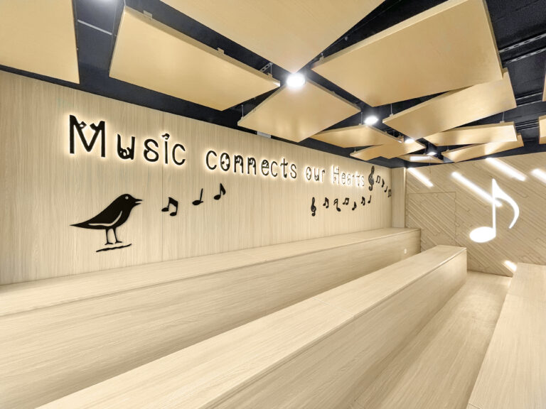 仁濟醫院羅陳楚思小學 - 音樂室5